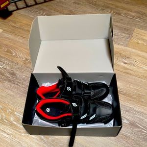 Lightly Used Peloton Cycling Shoes: Size 39